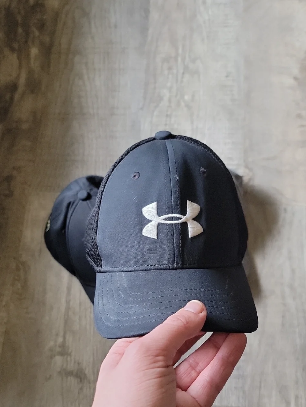 Under Armour S/M Kids Caps Trio
